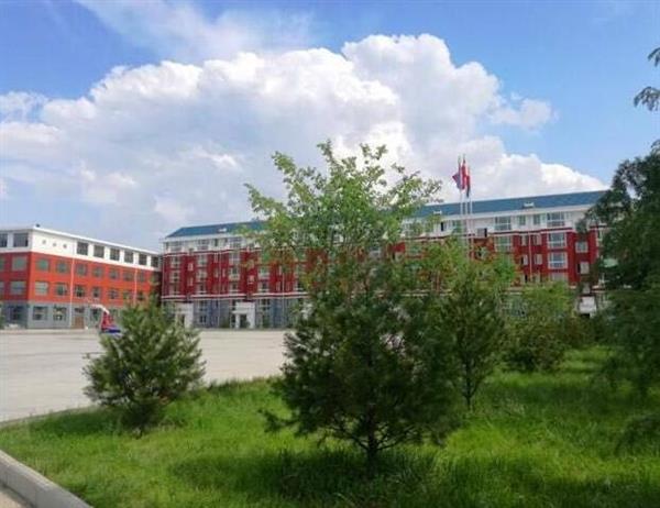 齊光科技文化專業學校有口腔醫學專業嗎？
